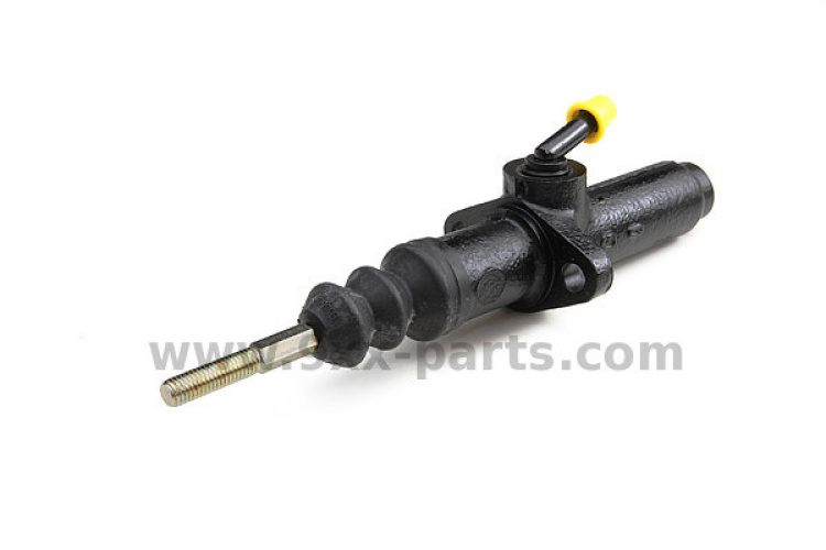 Clutch Master Cylinder 477721171